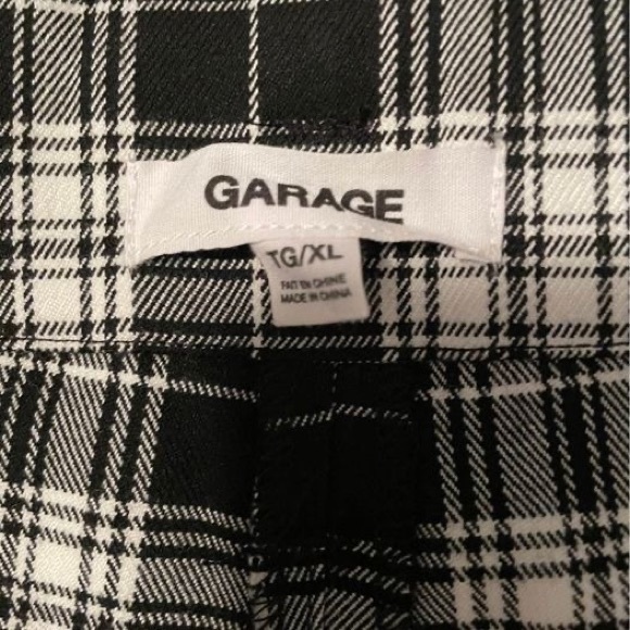 Garage Chelsea Pleated Pants - Picture 3 of 3